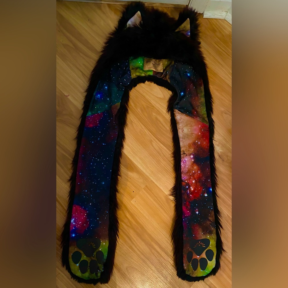 Spirit Hoods sangria galaxy wolf collectors edition